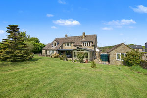 Darley Road Stone Edge